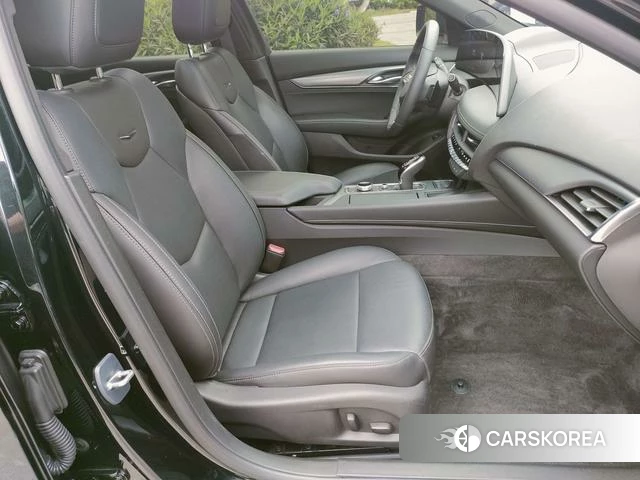 Cadillac CT5 id 3857877 из Китая 11