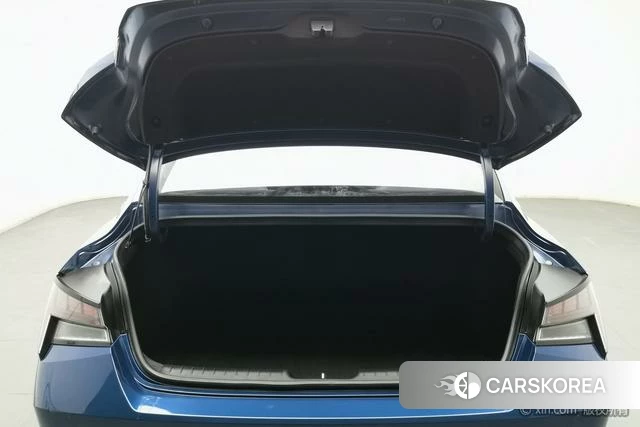 Hyundai Elantra id 4301366 из Китая 11