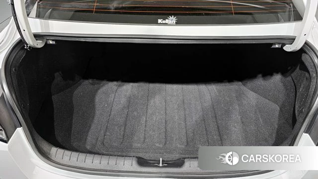 Hyundai Avante Hybrid (CN7) id 3826950 из Кореи 11