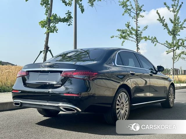 Mercedes-Benz E-class id 4328495 из Китая 11