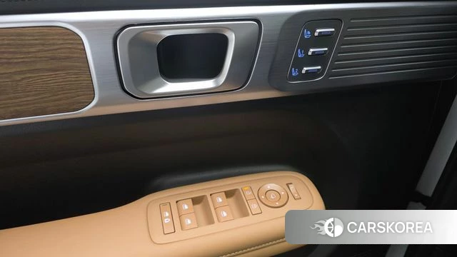 Hyundai Santa Fe (MX5) id 4898052 из Кореи 11