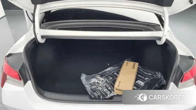 Hyundai Avante (CN7) id 3282794 из Кореи 11