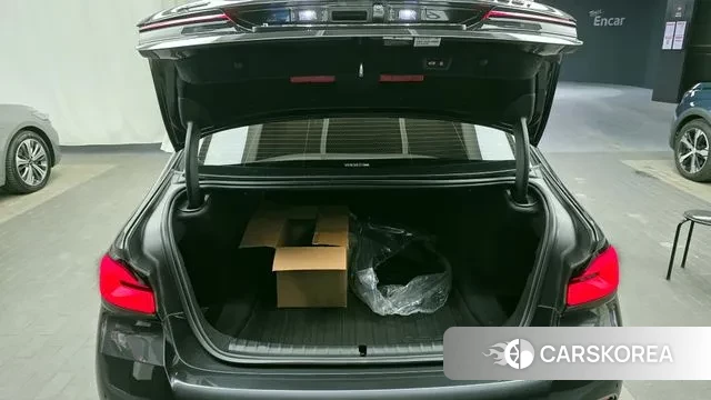 BMW 5 Series (G30) id 3596798 из Кореи 11