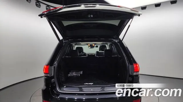 Jeep Grand Cherokee id 2824270 из Кореи 11