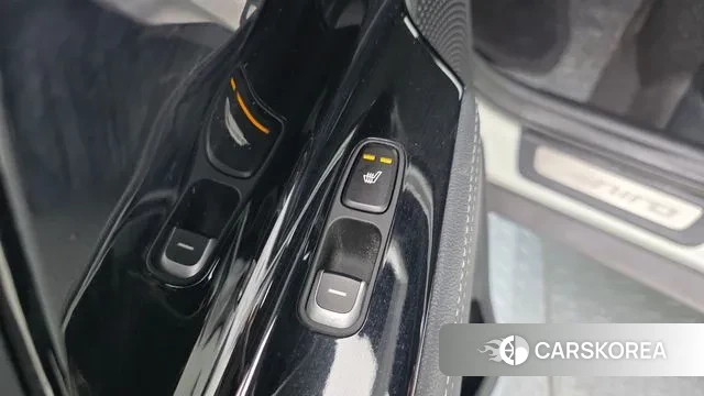 Kia Niro id 3391644 из Кореи 11