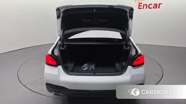 BMW 5 Series (G30) id 3533851 из Кореи 11