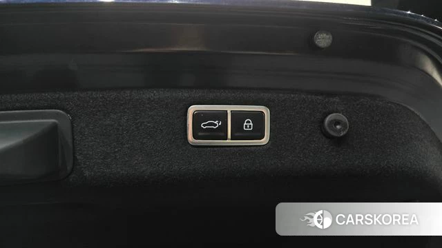 Genesis The New G70 id 3852560 из Кореи 11