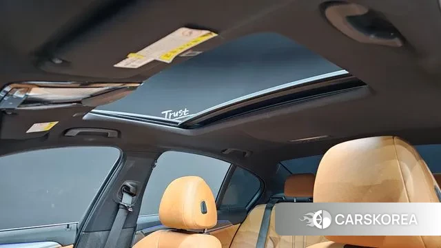 BMW 5 Series (G30) id 3319749 из Кореи 11