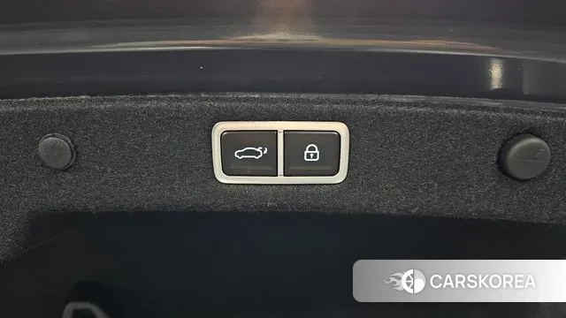 Hyundai Grandeur (GN7) id 3420841 из Кореи 11