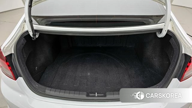 Hyundai The New Avante AD id 3828480 из Кореи 11