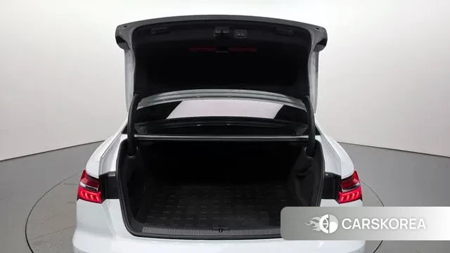 Audi A6 (C8) id 3360802 из Кореи 11