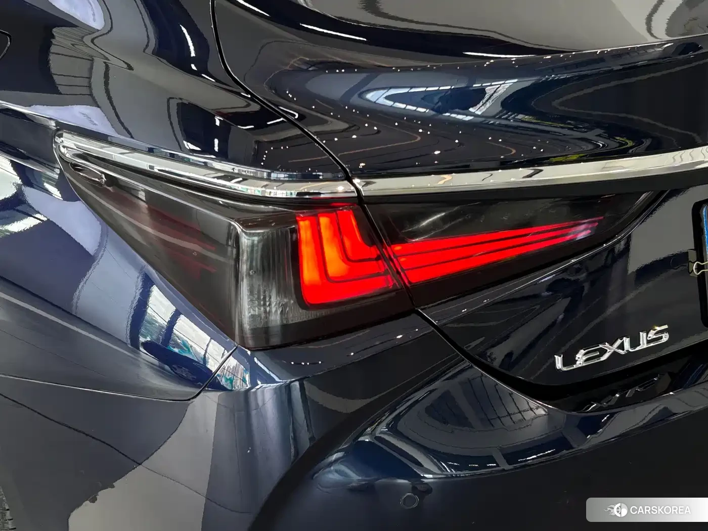 Lexus ES id 4659710 из Китая 11