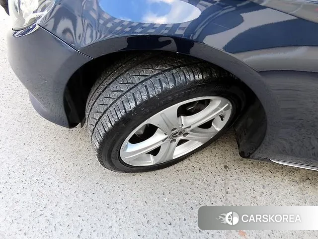 Mercedes-Benz E-Class W213 id 3464996 из Кореи 11