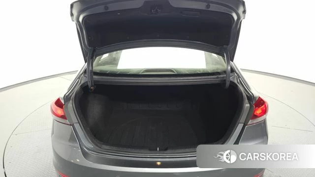 Hyundai Avante AD id 4610419 из Кореи 11