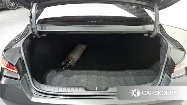 Hyundai Avante Hybrid (CN7) id 3708519 из Кореи 11