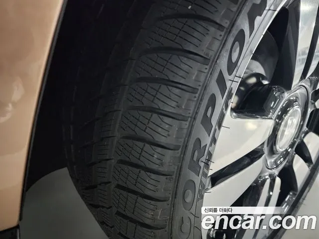 Rolls-Royce Cullinan id 2794584 из Кореи 11