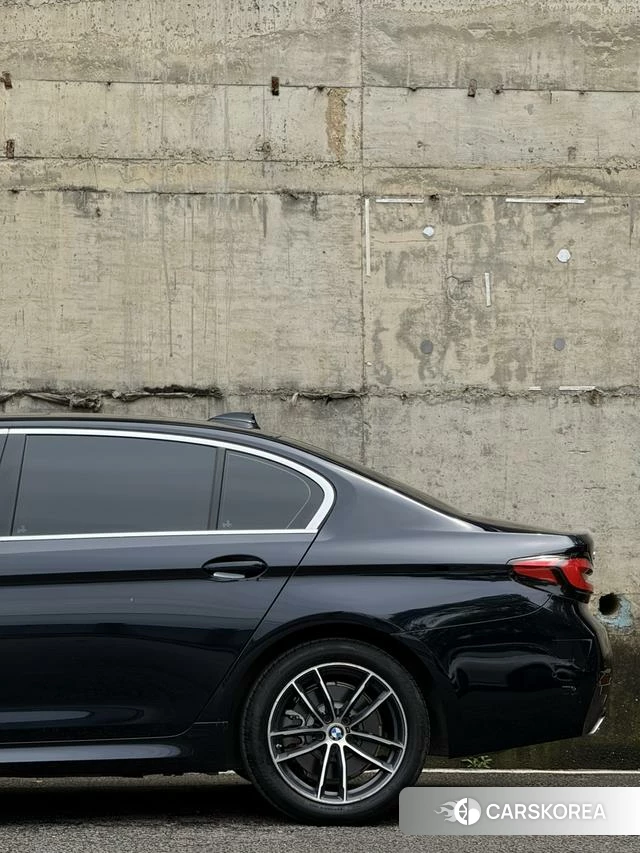 BMW 5 series id 4353727 из Китая 11