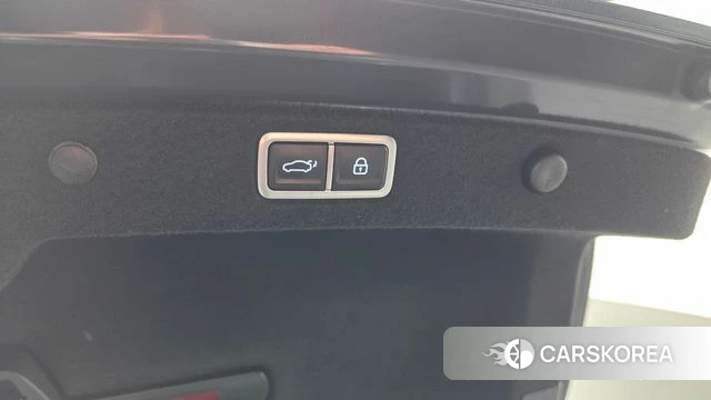 Hyundai Grandeur Hybrid (GN7) id 3953467 из Кореи 11