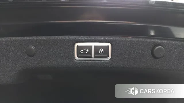 Hyundai Grandeur (GN7) id 3538951 из Кореи 11