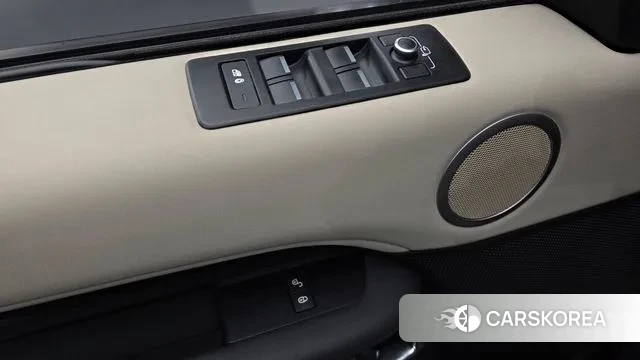 Land Rover Discovery 5 id 3631905 из Кореи 11