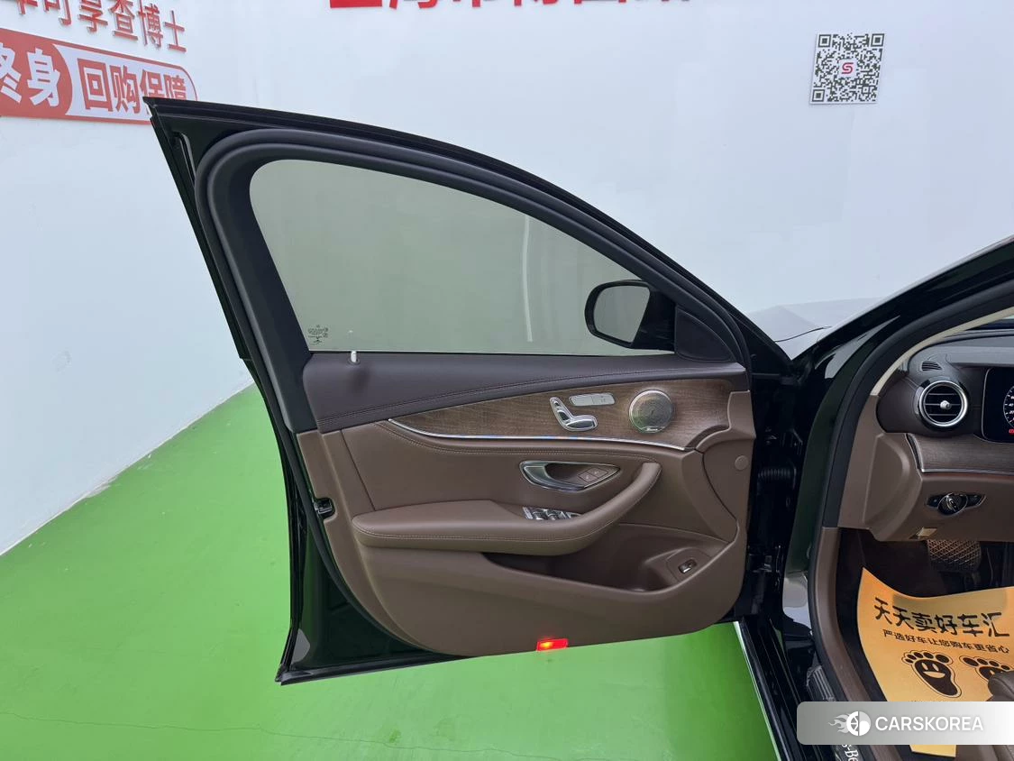 Mercedes-Benz E-class id 4453032 из Китая 11