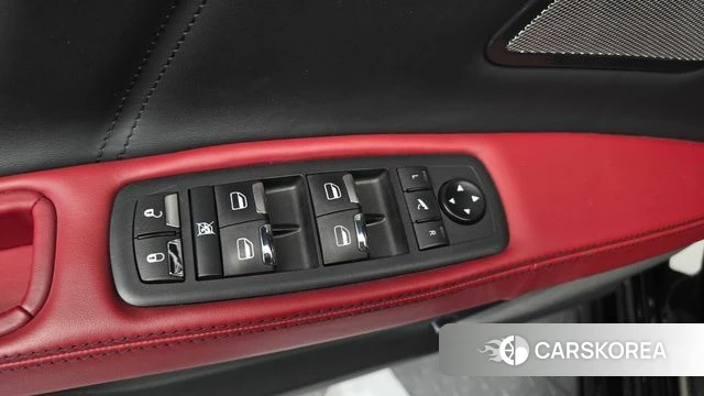 Maserati Ghibli id 4415779 из Кореи 11
