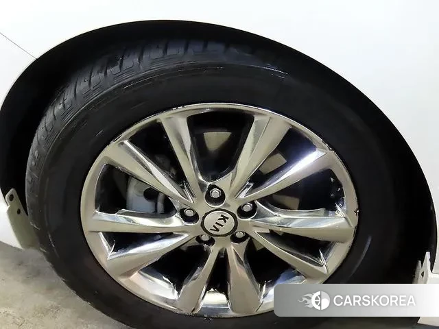 Kia The New Carnival id 3617248 из Кореи 11