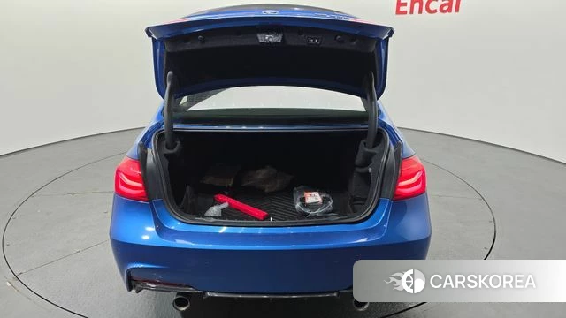 BMW 3 Series (F30) id 3894282 из Кореи 11