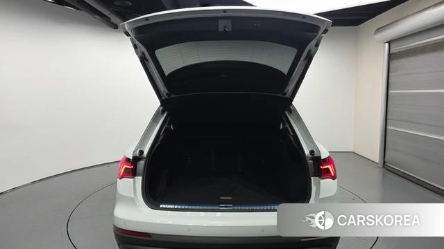 Audi Q3 (F3) id 4921999 из Кореи 11