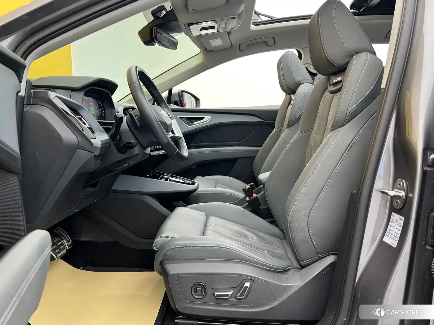 Audi Q5L id 4600932 из Китая 11