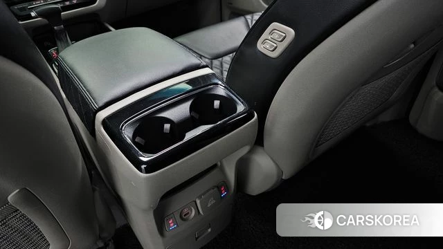 Kia The New Carnival id 4397248 из Кореи 11