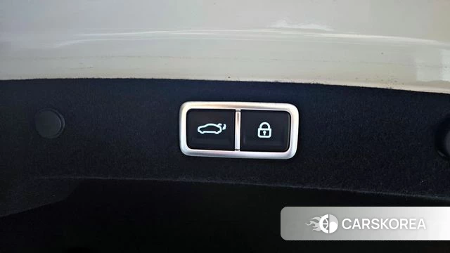 Hyundai Grandeur (GN7) id 3851217 из Кореи 11