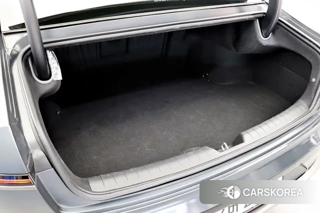 Hyundai Grandeur (GN7) id 3241646 из Кореи 11