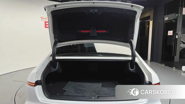 Hyundai Grandeur (GN7) id 4488508 из Кореи 11