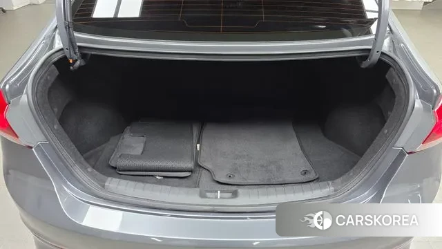 Hyundai Avante AD id 3034399 из Кореи 11