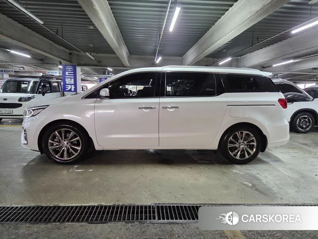 Kia The New Carnival id 4642613 из Кореи 11