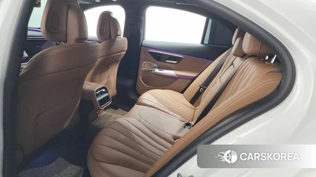 Mercedes-Benz E-Class W214 id 4630380 из Кореи 11