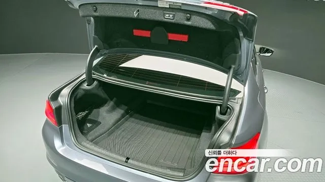 BMW 5 Series (G30) id 2946037 из Кореи 11