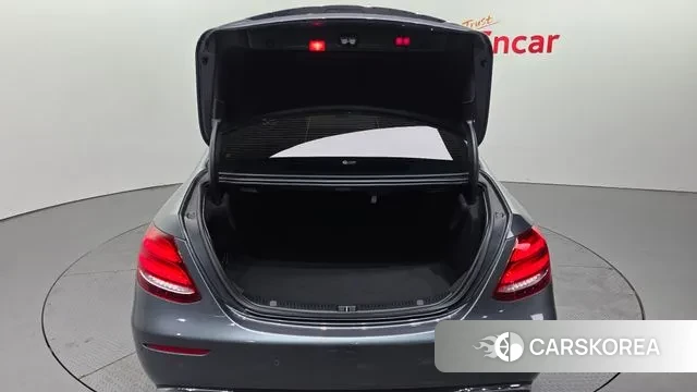 Mercedes-Benz E-Class W213 id 3692415 из Кореи 11