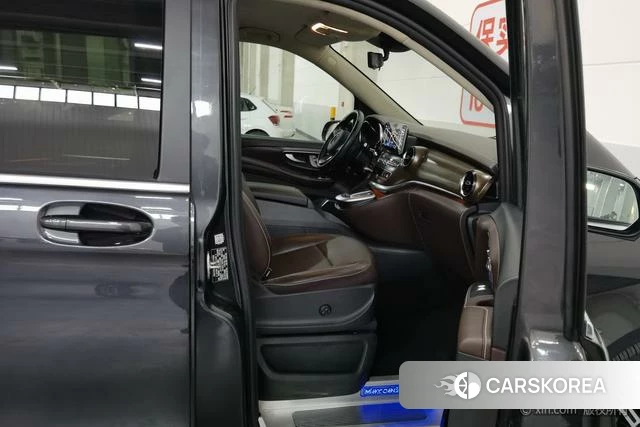 Mercedes-Benz V-class id 4264541 из Китая 11