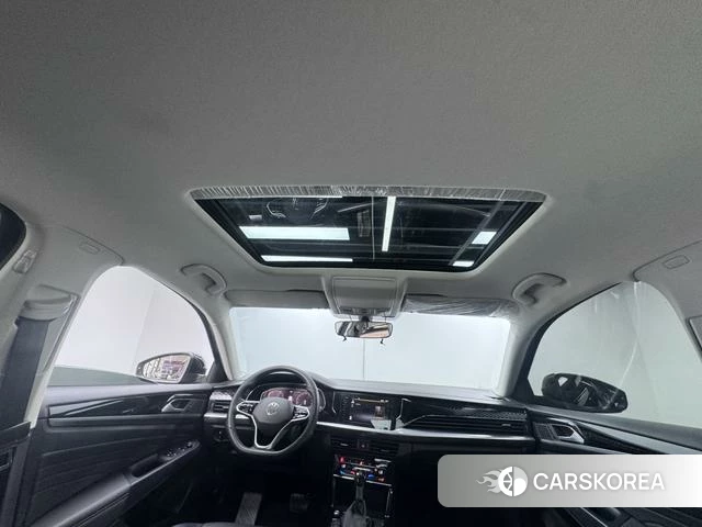 Volkswagen Passat id 4313473 из Китая 11