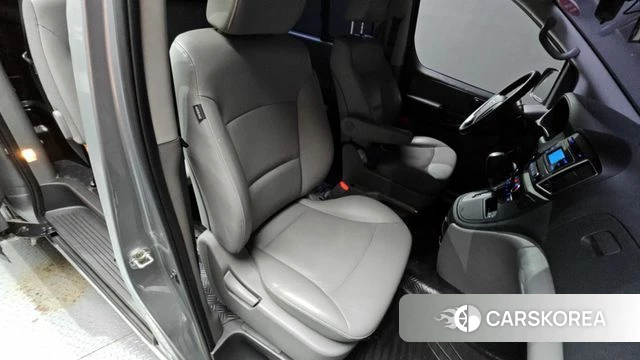 Hyundai The New Grand Starex id 4483387 из Кореи 11
