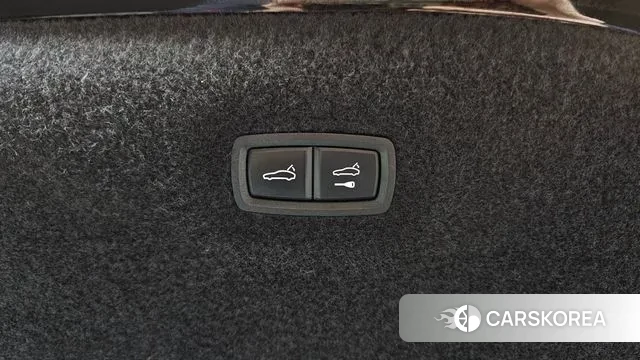 Porsche Taycan id 3519445 из Кореи 11