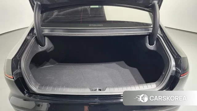 Hyundai Grandeur Hybrid (GN7) id 3027011 из Кореи 11