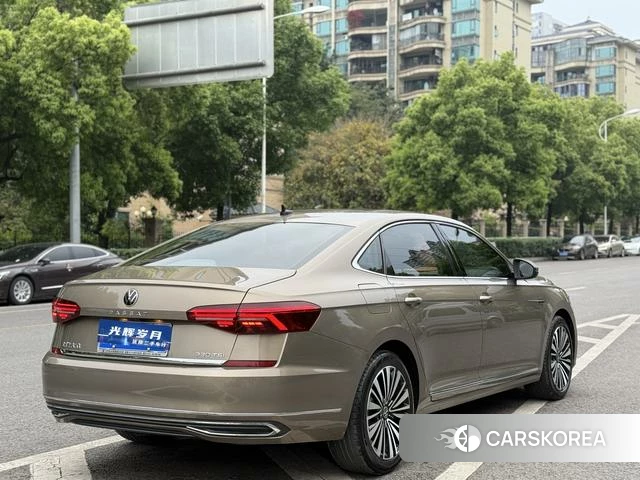 Volkswagen Passat id 4259131 из Китая 11