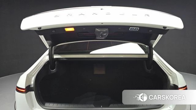 Hyundai Grandeur Hybrid (GN7) id 4602469 из Кореи 11