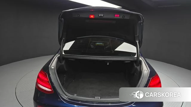 Mercedes-Benz E-Class W213 id 4642732 из Кореи 11