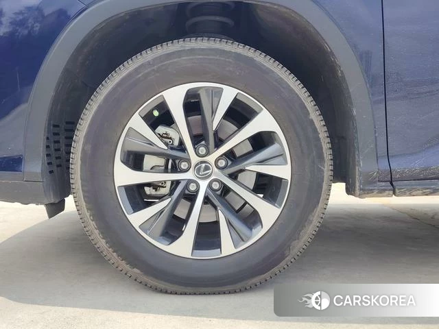 Lexus RX id 4273745 из Китая 11