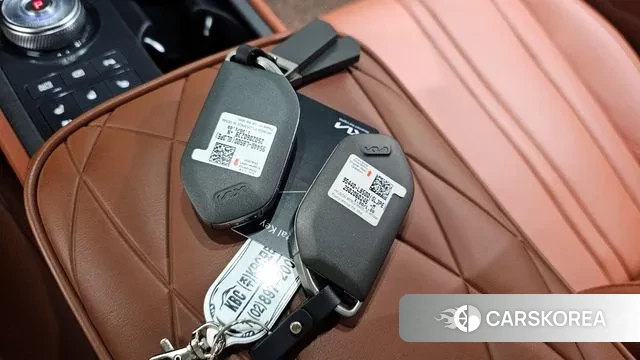 Kia The New K8 id 3353436 из Кореи 11