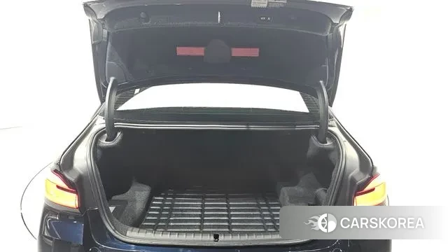 BMW 5 Series (G30) id 3508436 из Кореи 11